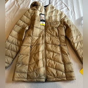 Eddie Bauer size small zip up puffer